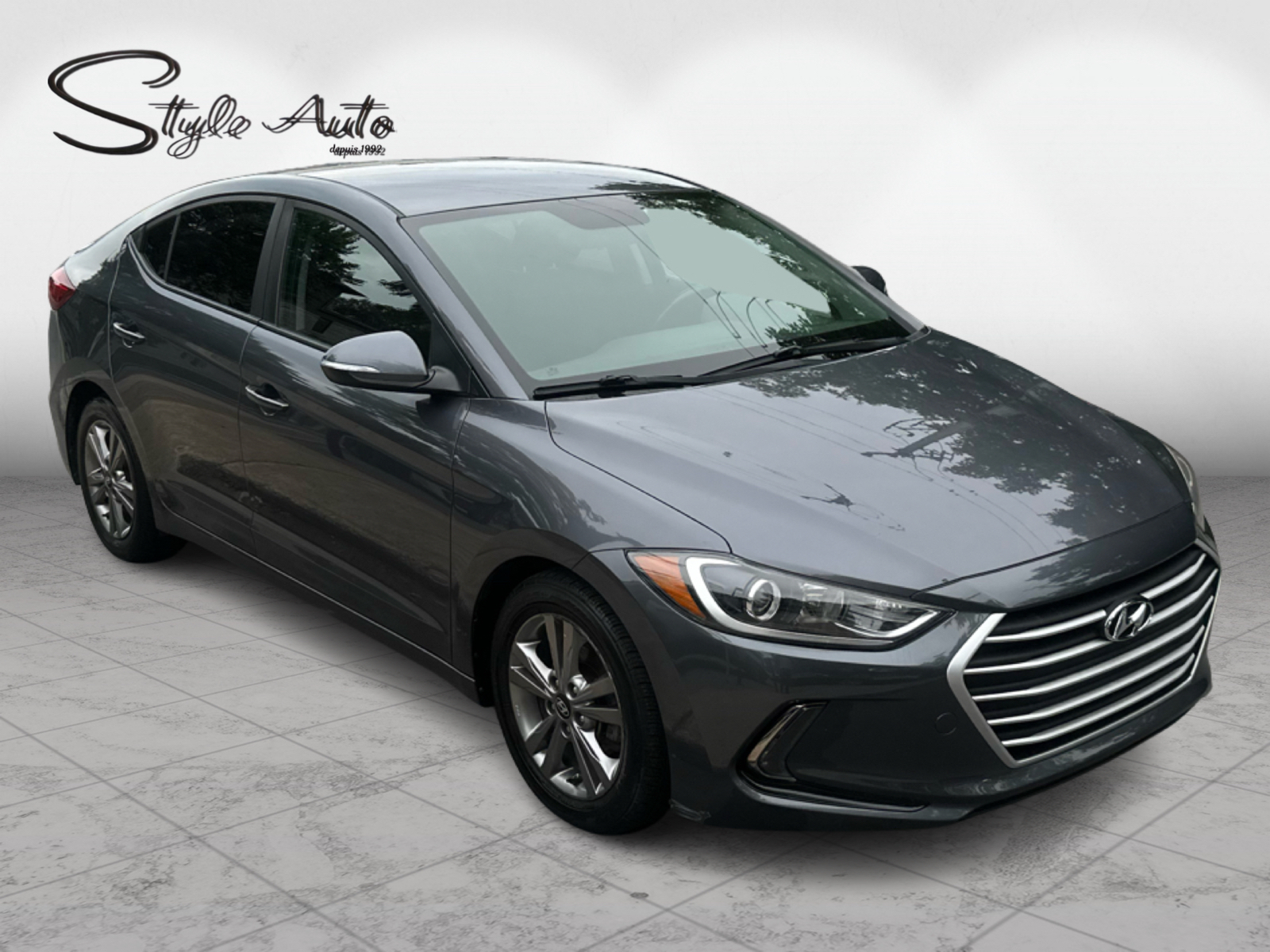 2018 Hyundai Elantra - Image 8