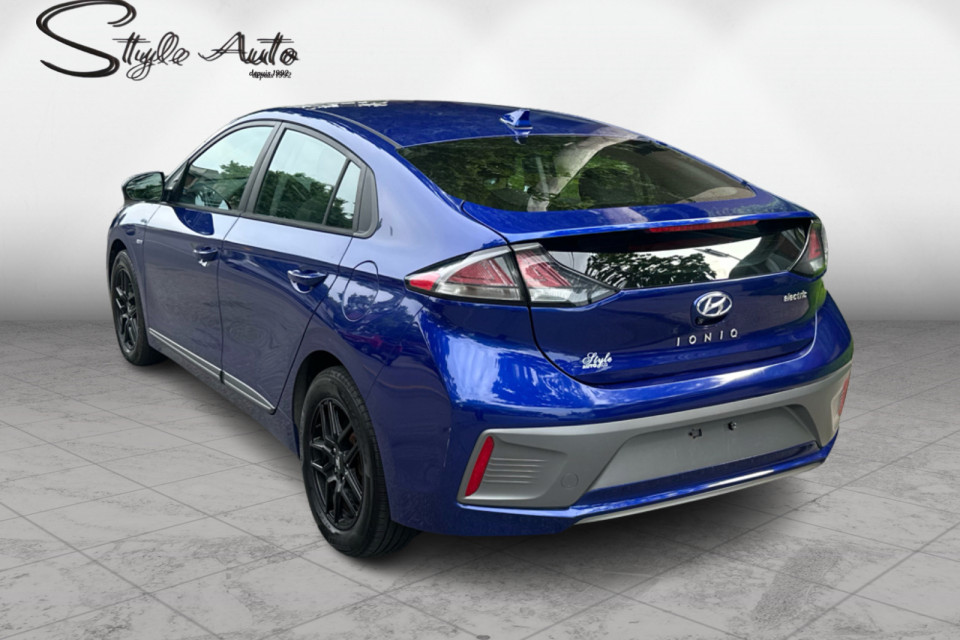 2020 Hyundai Ioniq Electric - Image 4