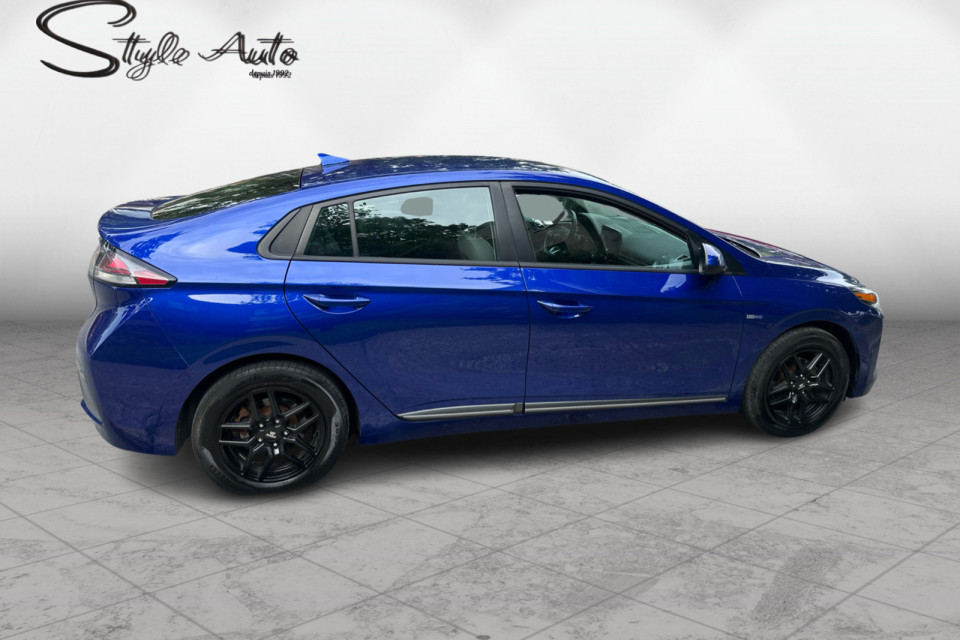 2020 Hyundai Ioniq Electric - Image 7