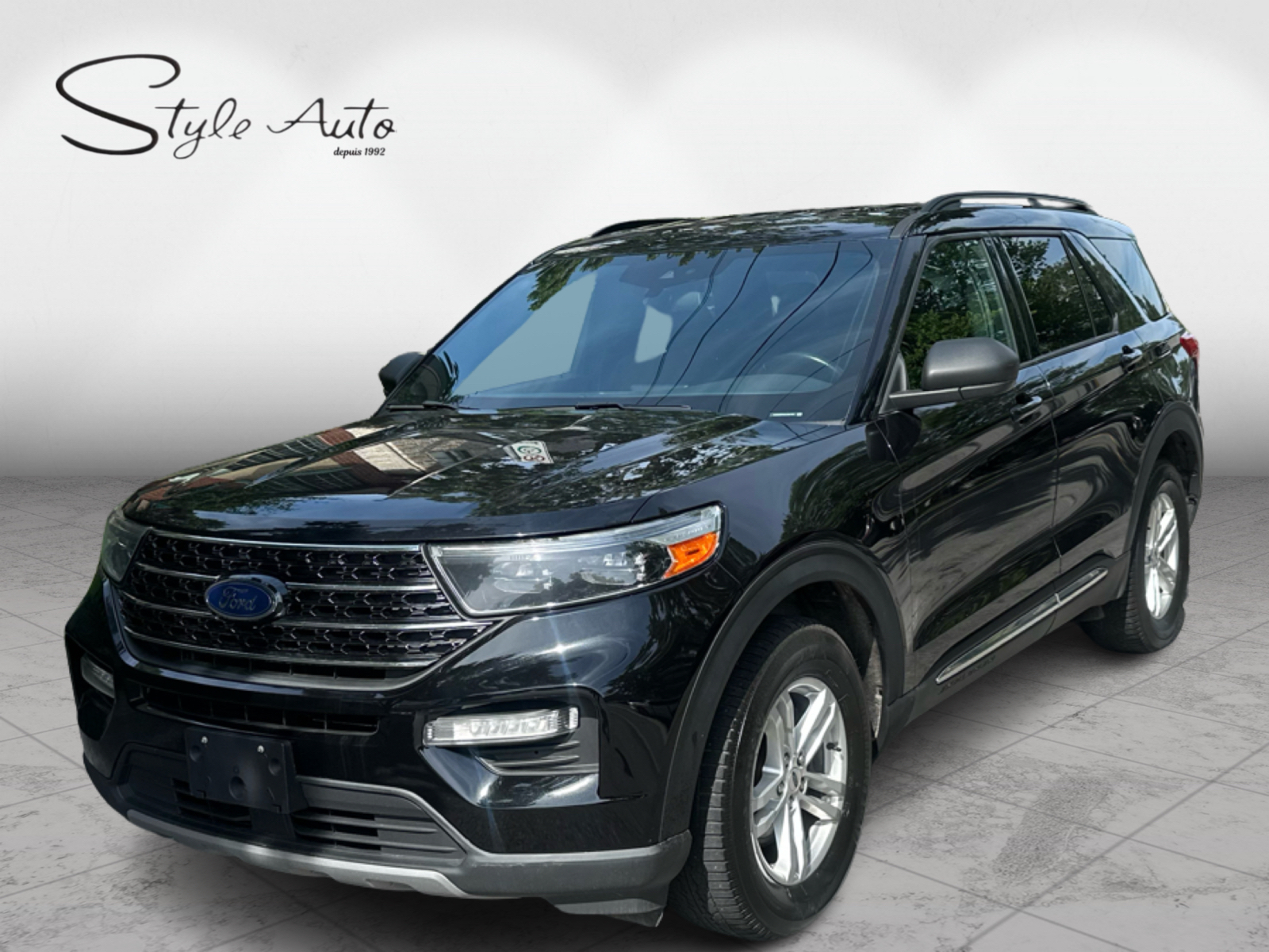 2020 Ford Explorer - Image 1