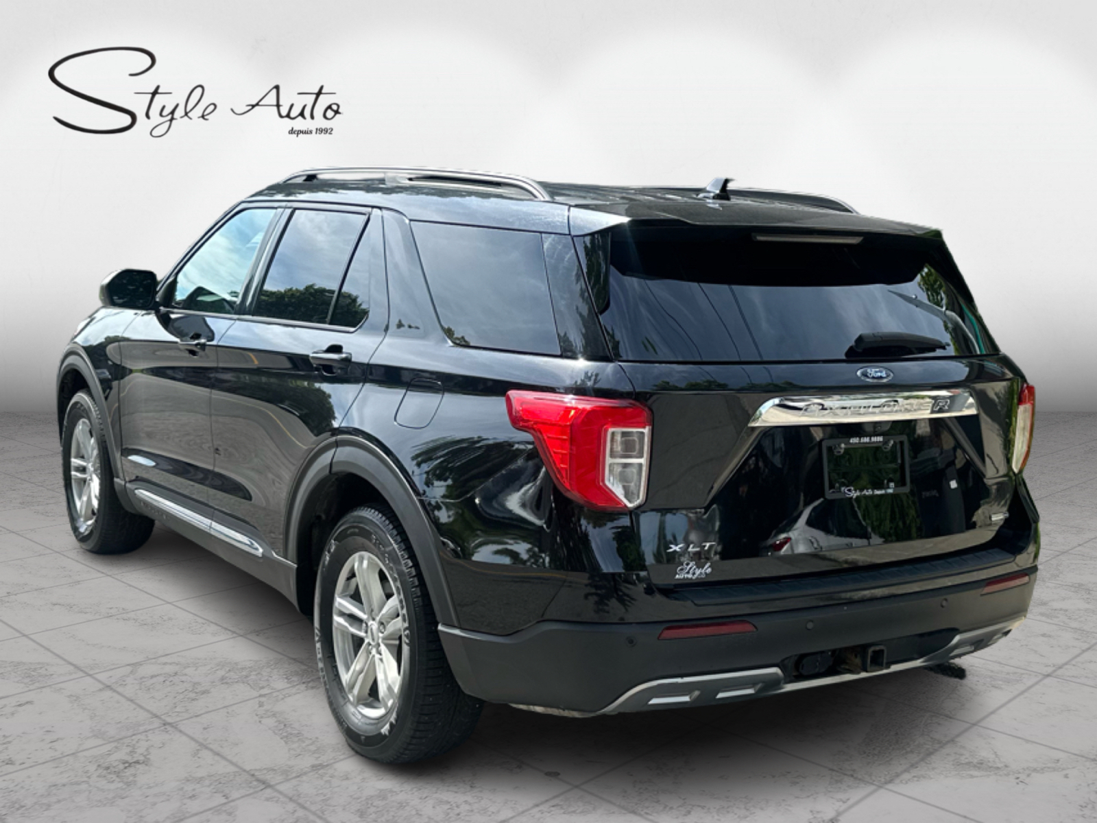 2020 Ford Explorer - Image 4
