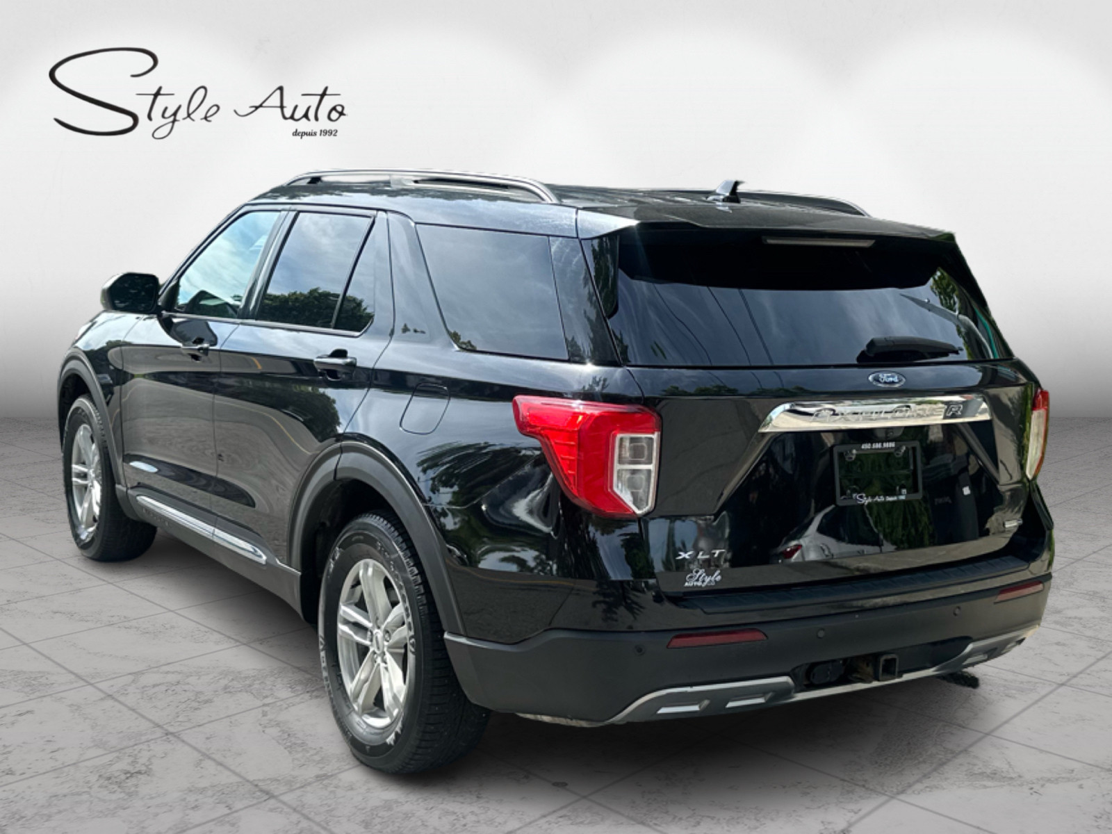 2020 Ford Explorer - Image 4