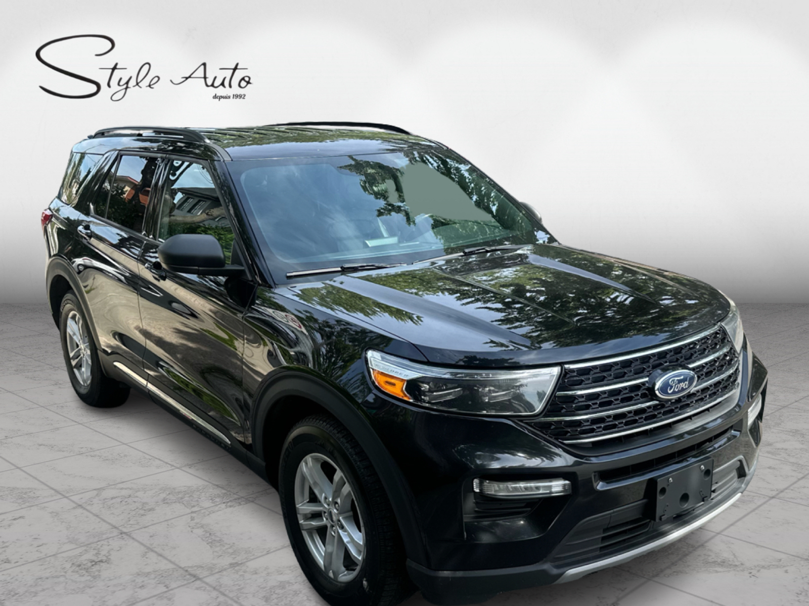 2020 Ford Explorer - Image 8