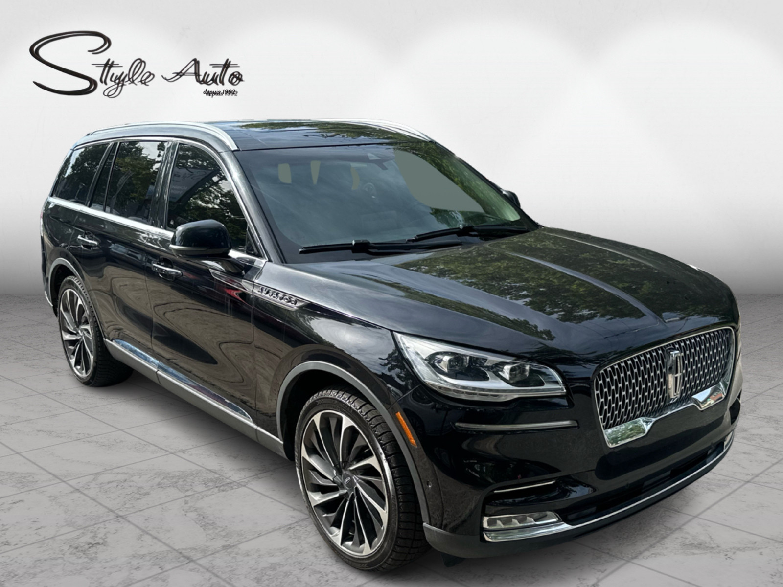 2020 Lincoln Aviator - Image 9