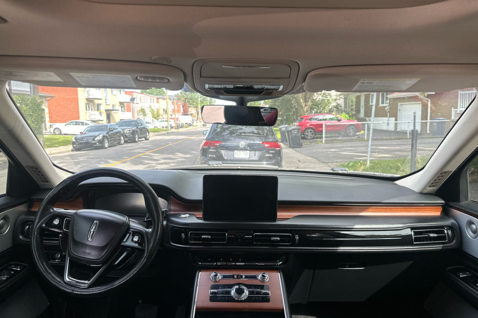 2020 Lincoln Aviator - Image 14