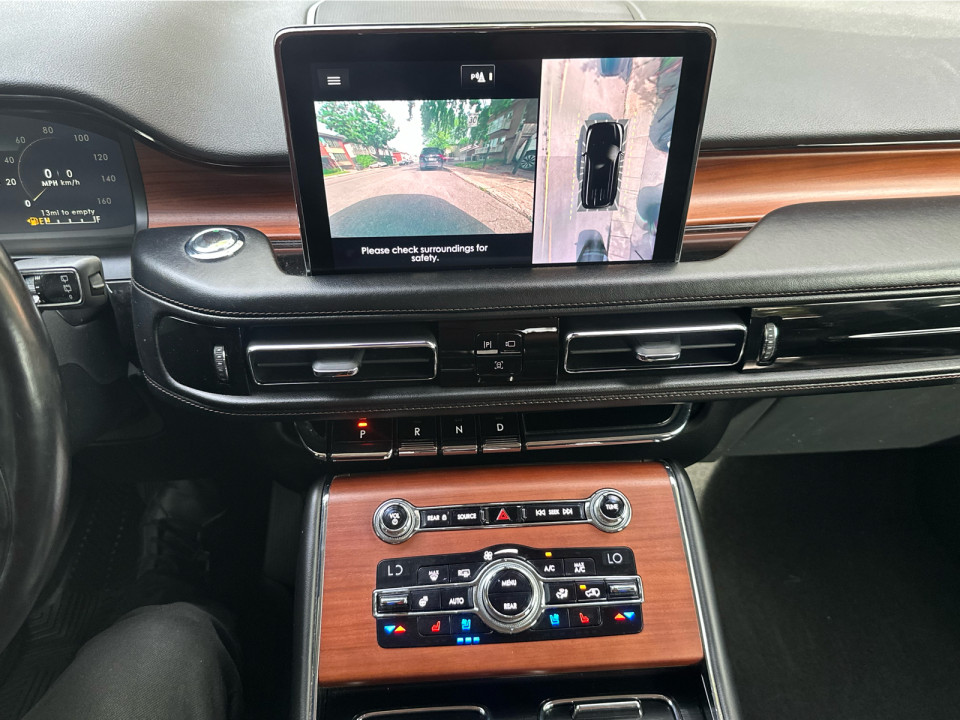 2020 Lincoln Aviator - Image 21