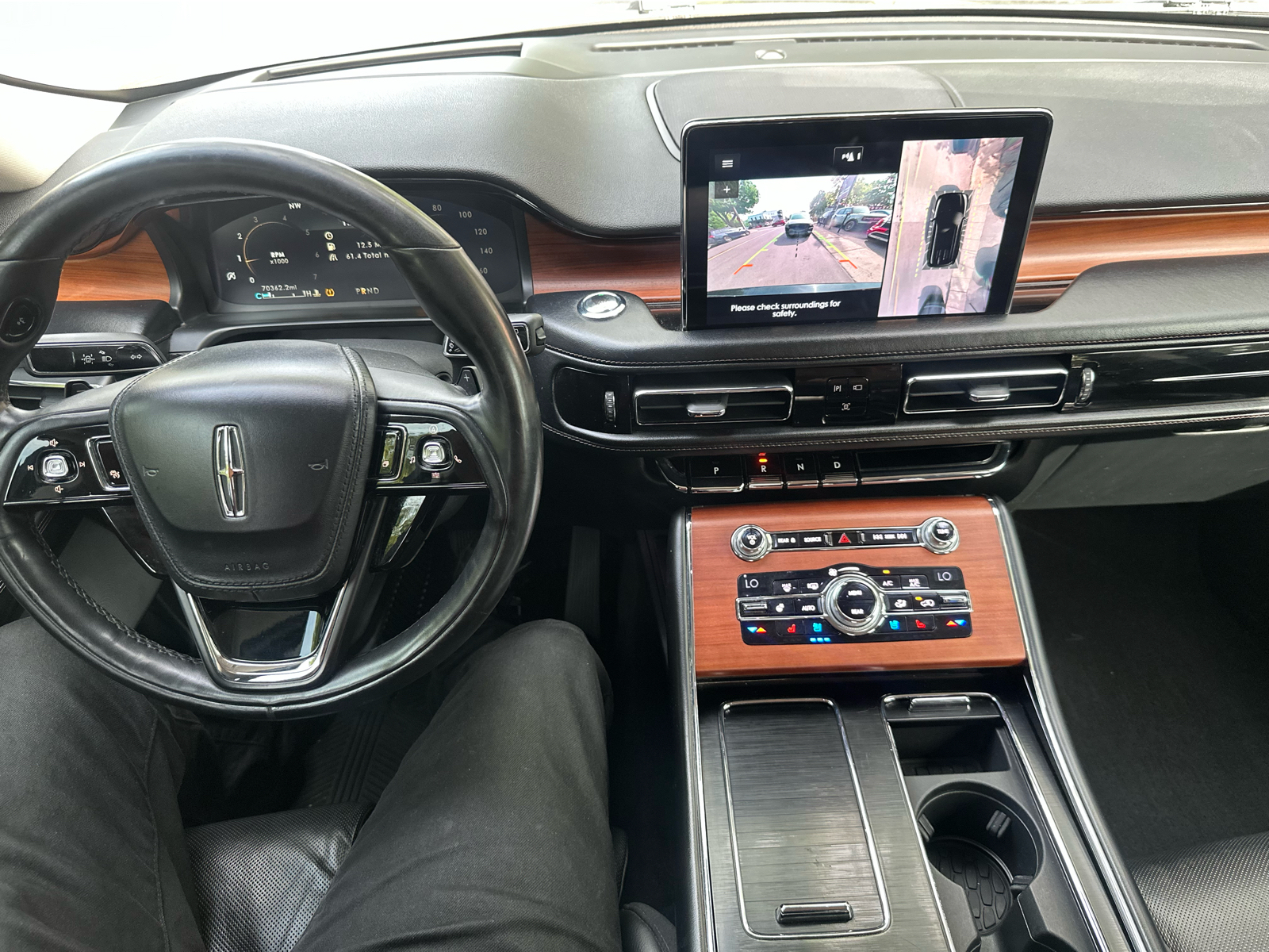 2020 Lincoln Aviator - Image 22