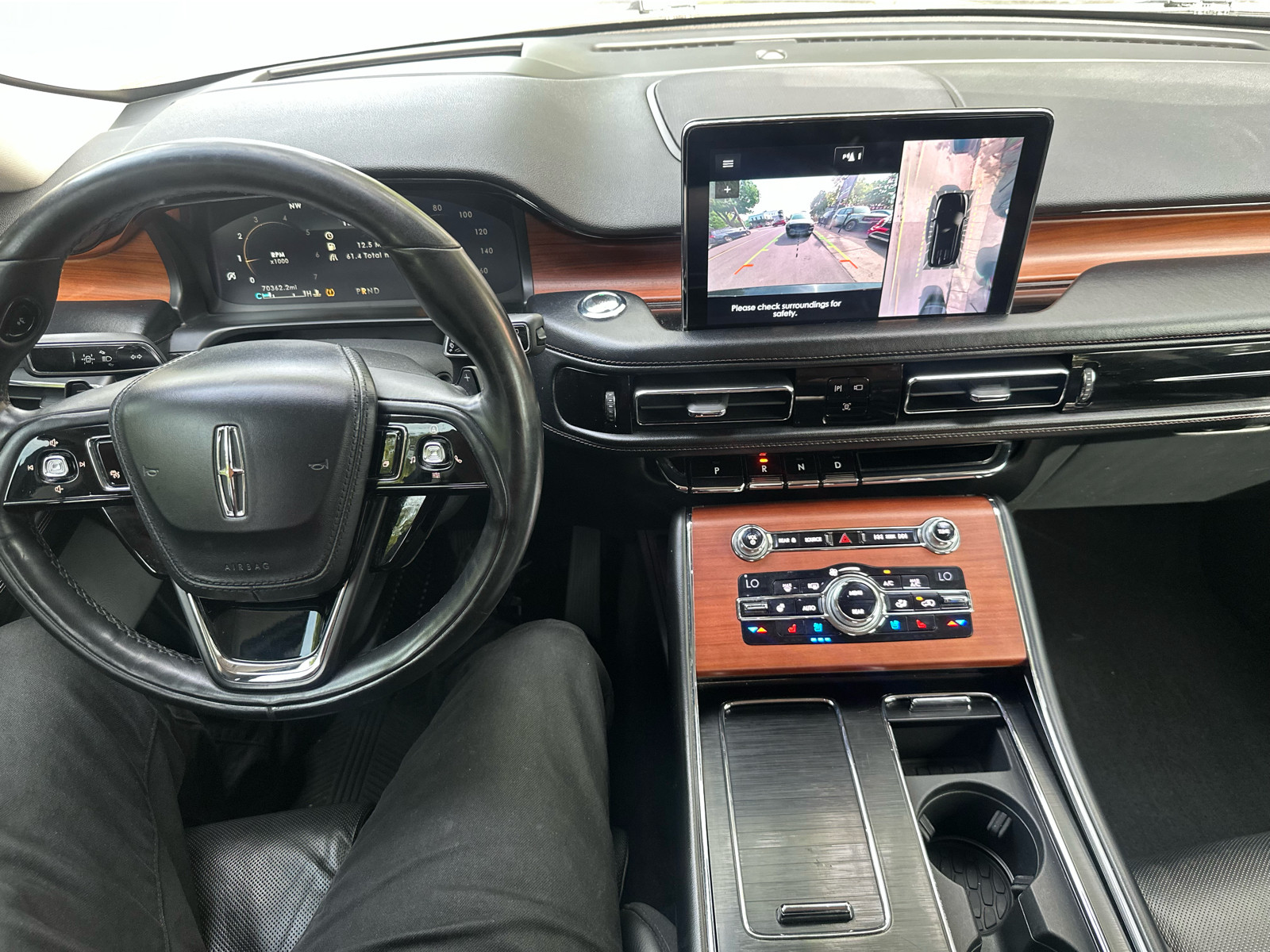 2020 Lincoln Aviator - Image 22
