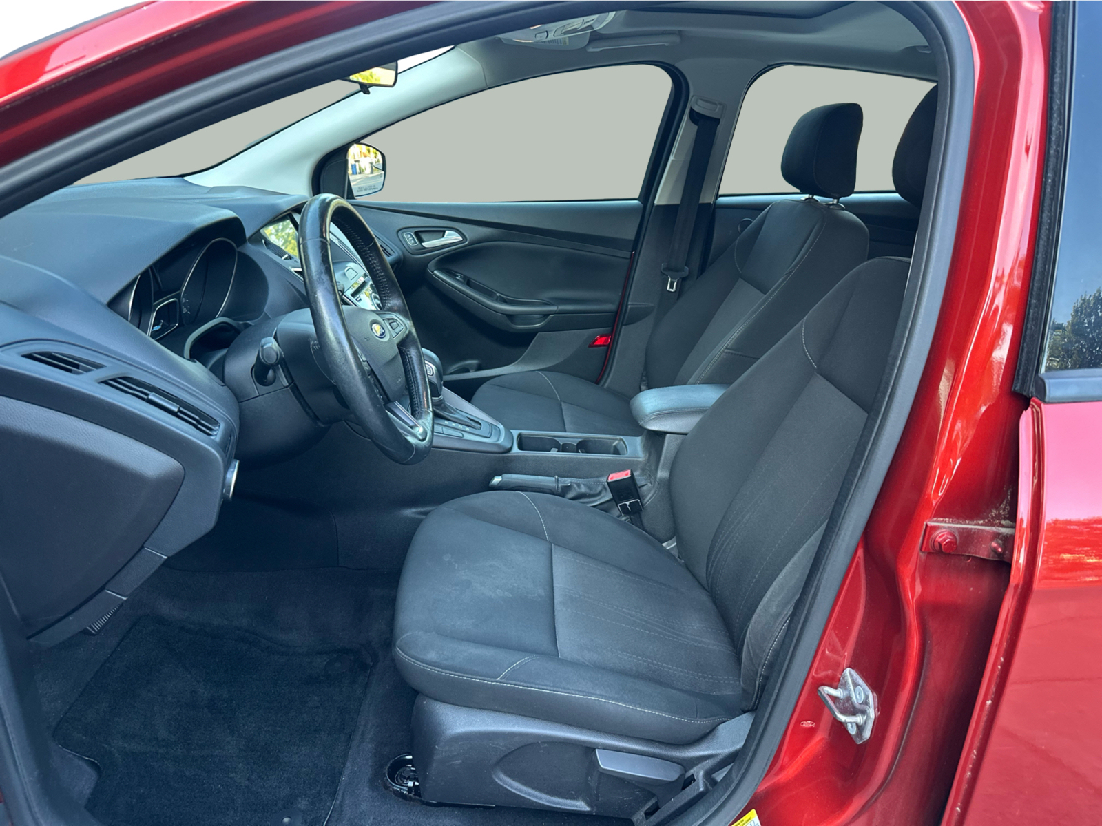 2018 Ford Focus - Image 11