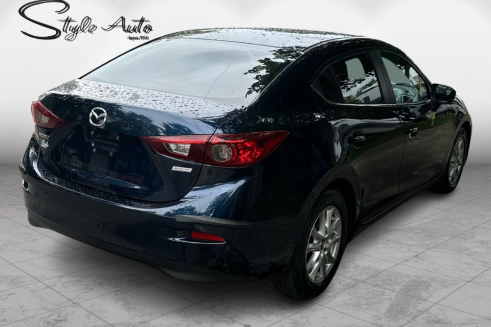 2018 Mazda Mazda3 - Image 6