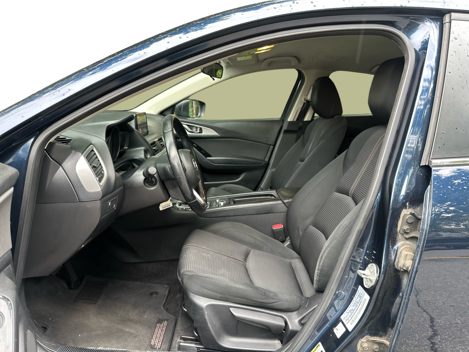 2018 Mazda Mazda3 - Image 11
