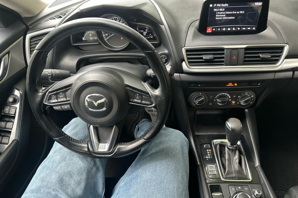 2018 Mazda Mazda3 - Image 13