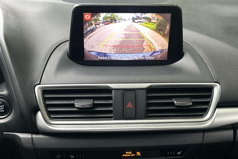 2018 Mazda Mazda3 - Image 14