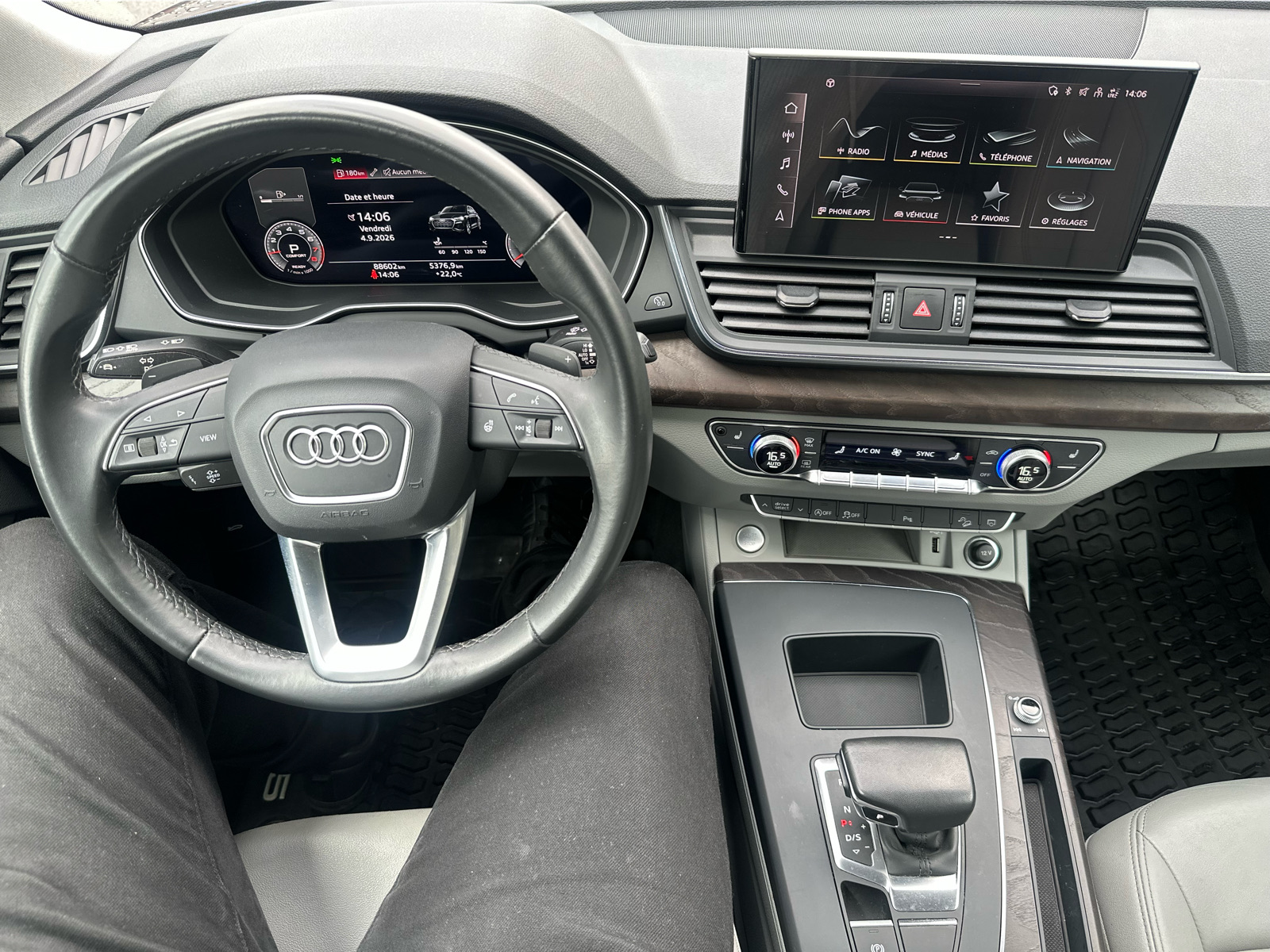 2023 Audi Q5 - Image 13