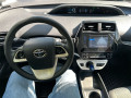 2017 Toyota Prius - Thumbnail 13