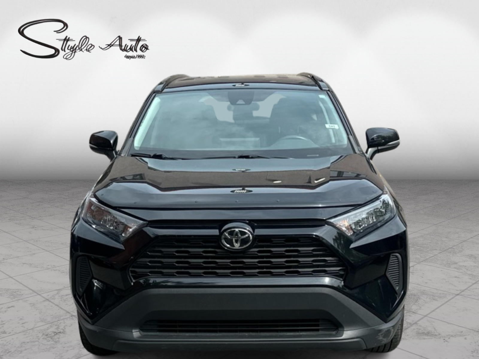 2019 Toyota RAV4 - Image 2