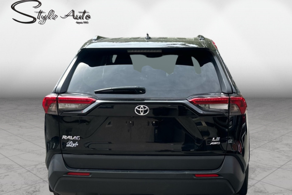 2019 Toyota RAV4 - Image 5