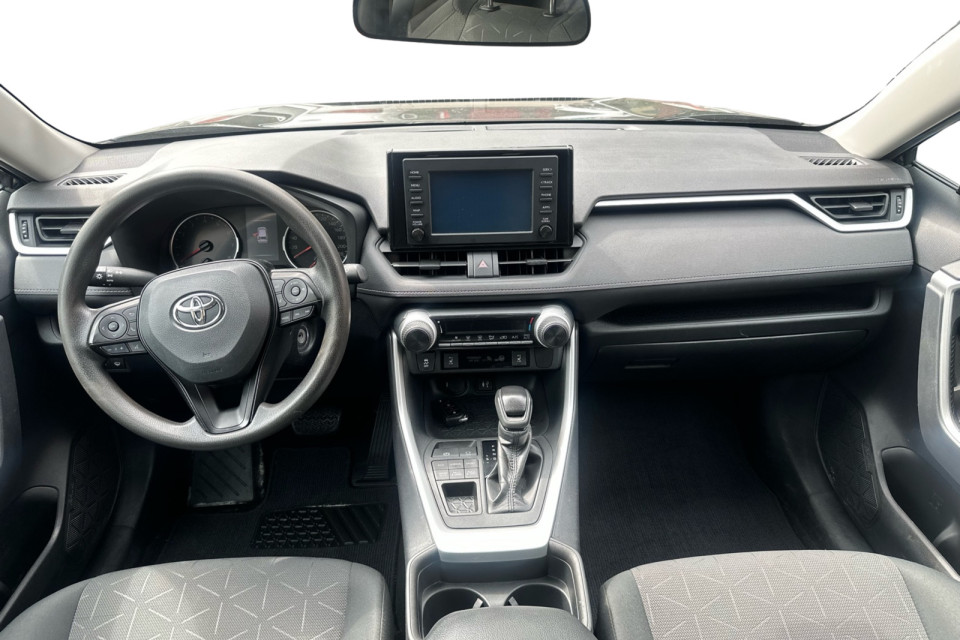2019 Toyota RAV4 - Image 10