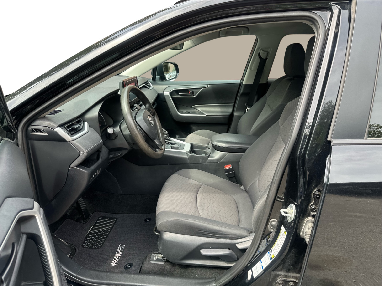 2019 Toyota RAV4 - Image 11