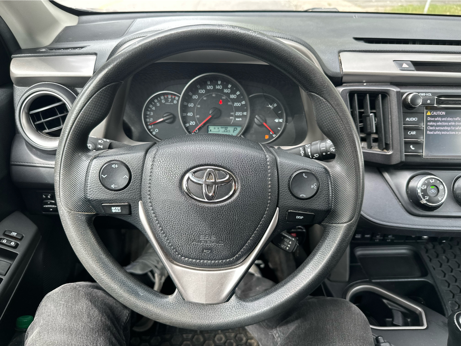 2016 Toyota RAV4 - Image 18
