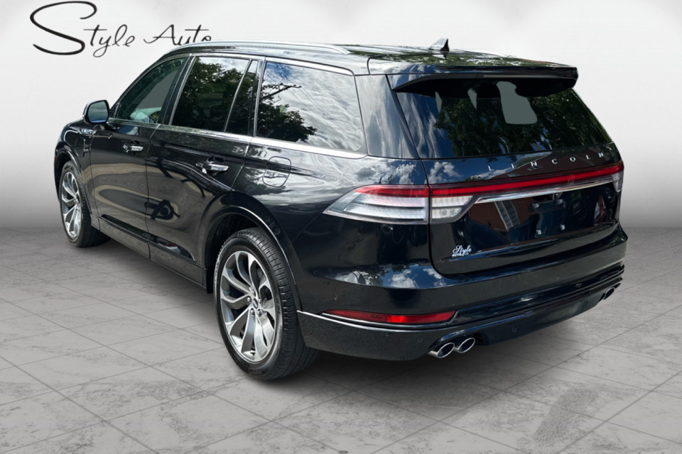 2022 Lincoln Aviator - Image 4