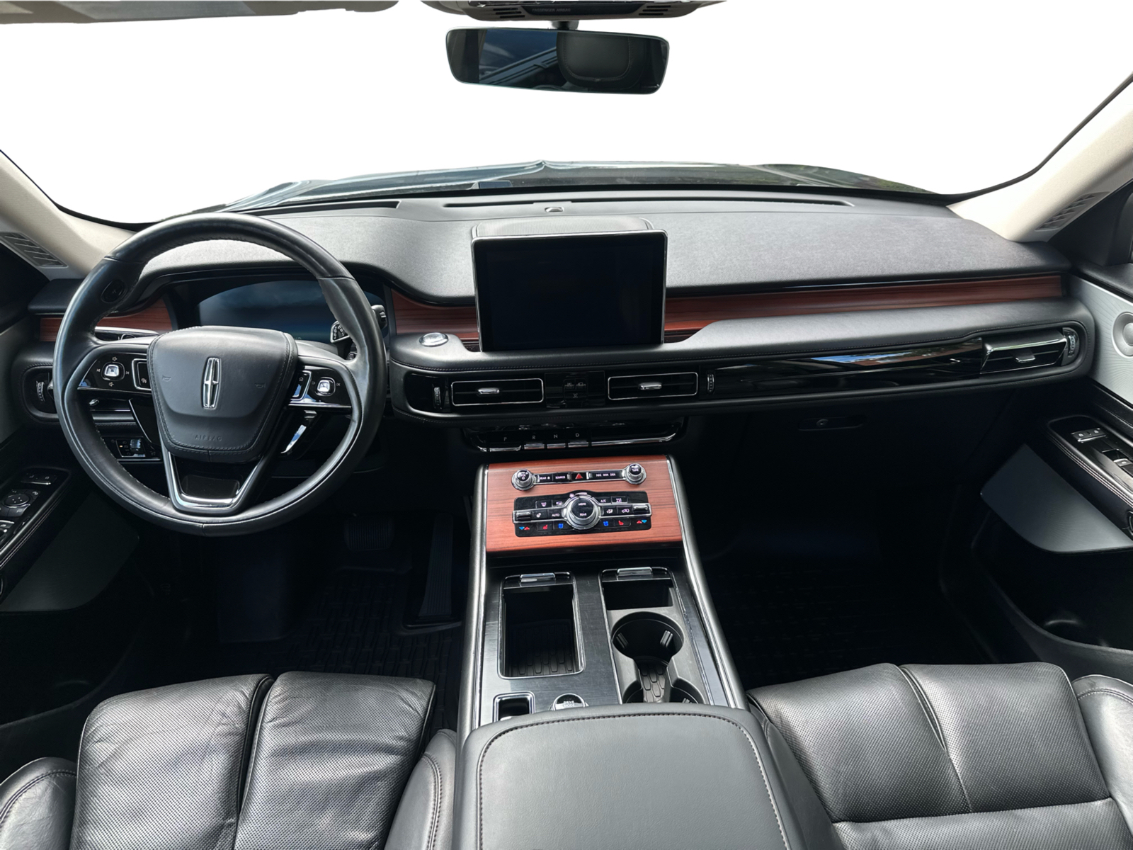 2022 Lincoln Aviator - Image 10