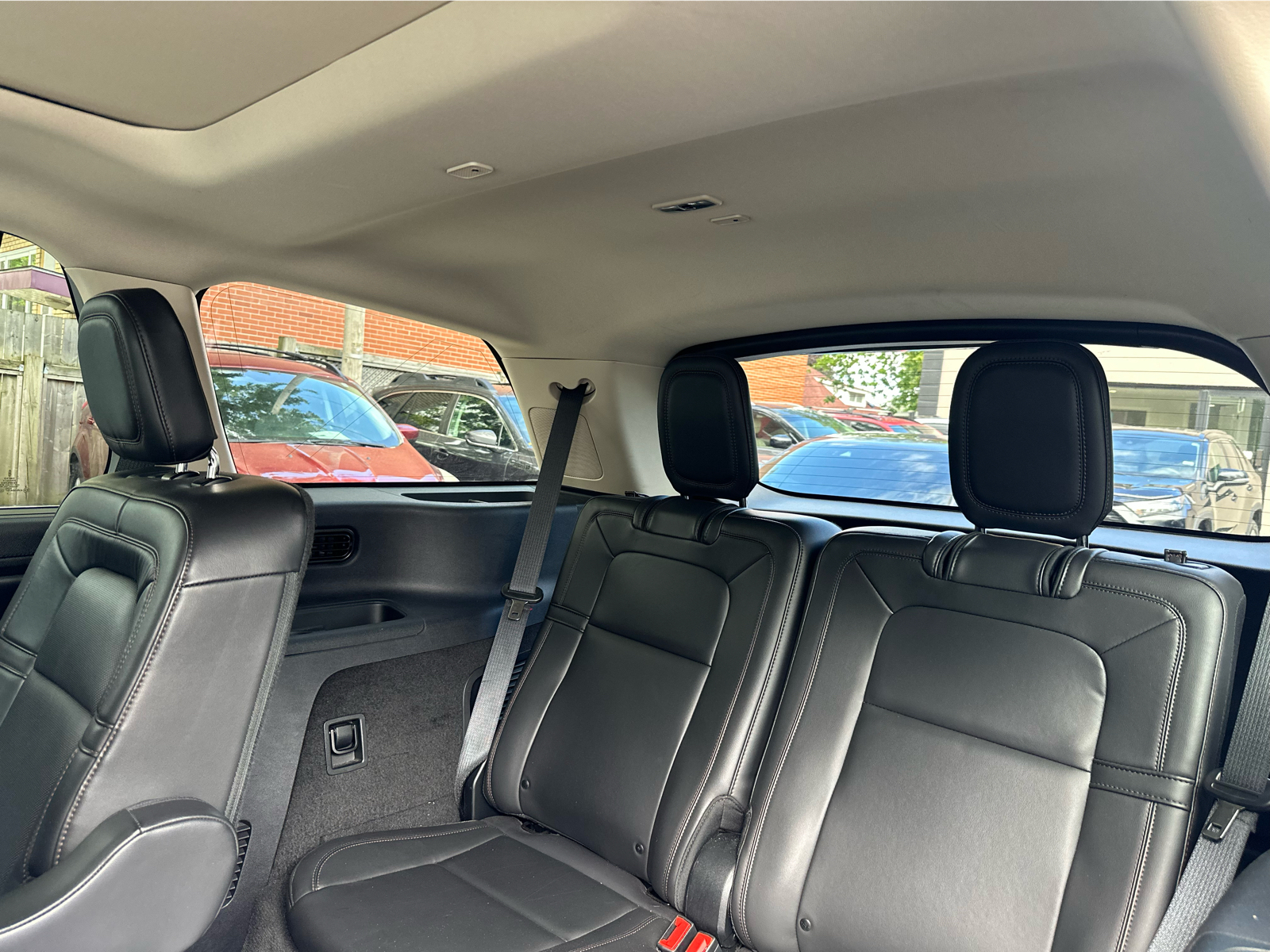 2022 Lincoln Aviator - Image 19