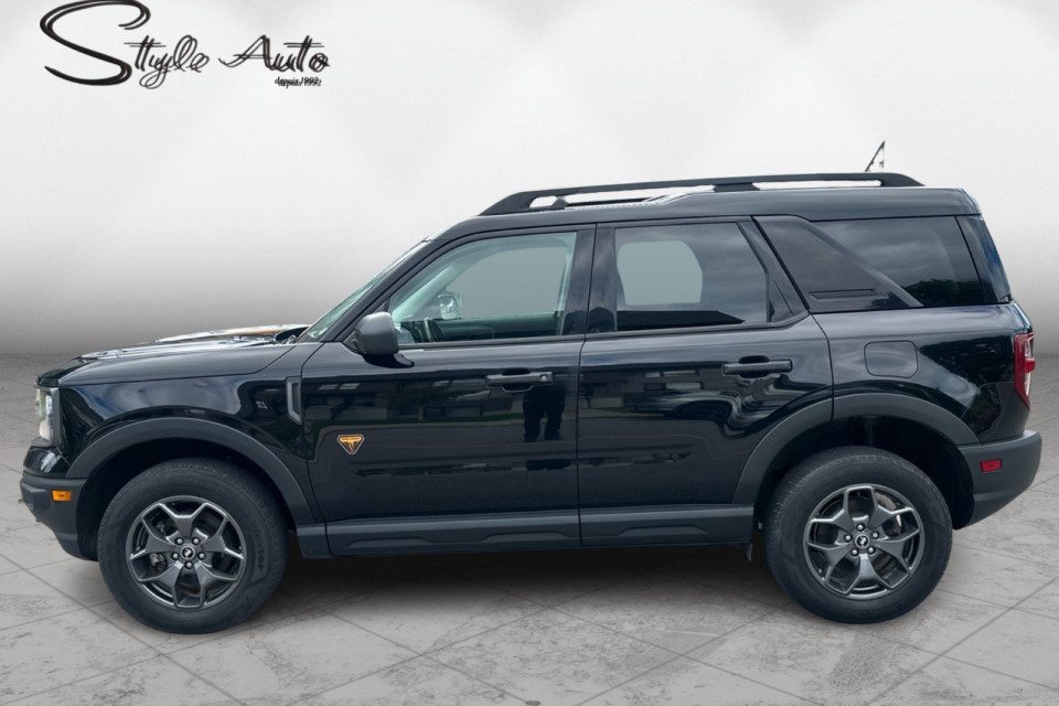 2023 Ford Bronco Sport - Image 2