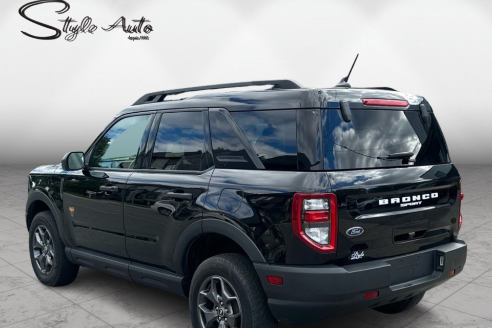2023 Ford Bronco Sport - Image 3