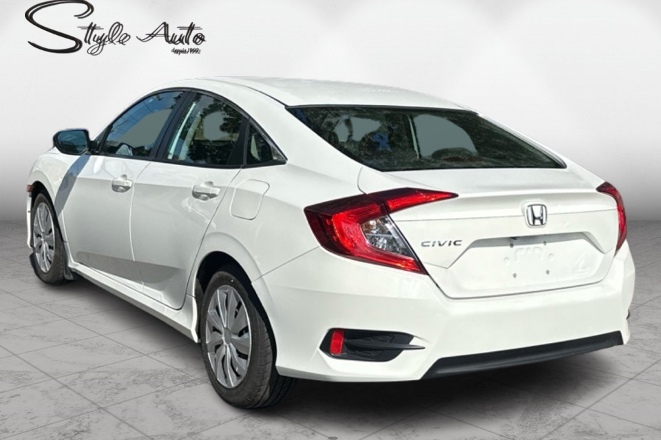 2016 Honda Civic Sedan - Image 4