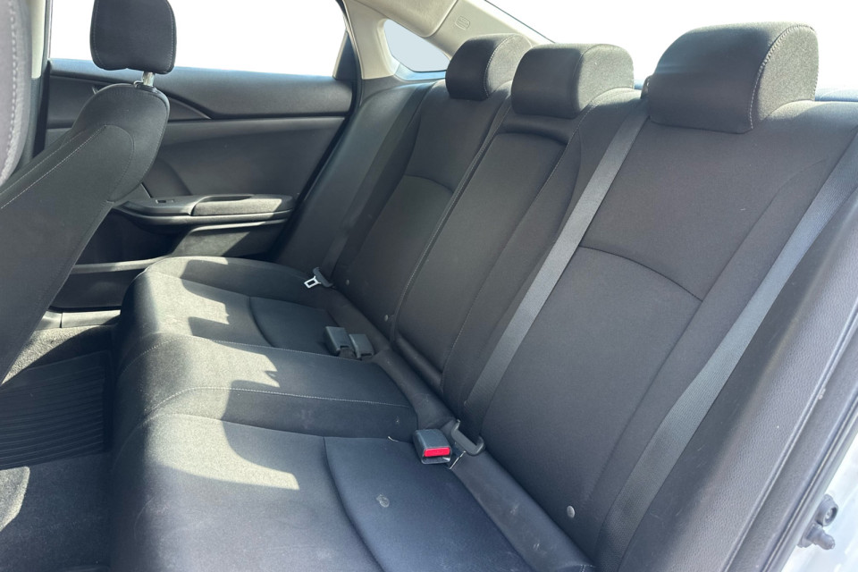 2016 Honda Civic Sedan - Image 12