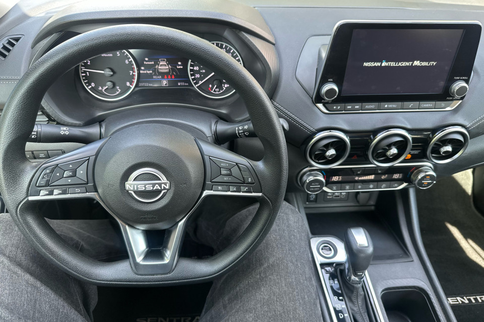 2024 Nissan Sentra - Image 18