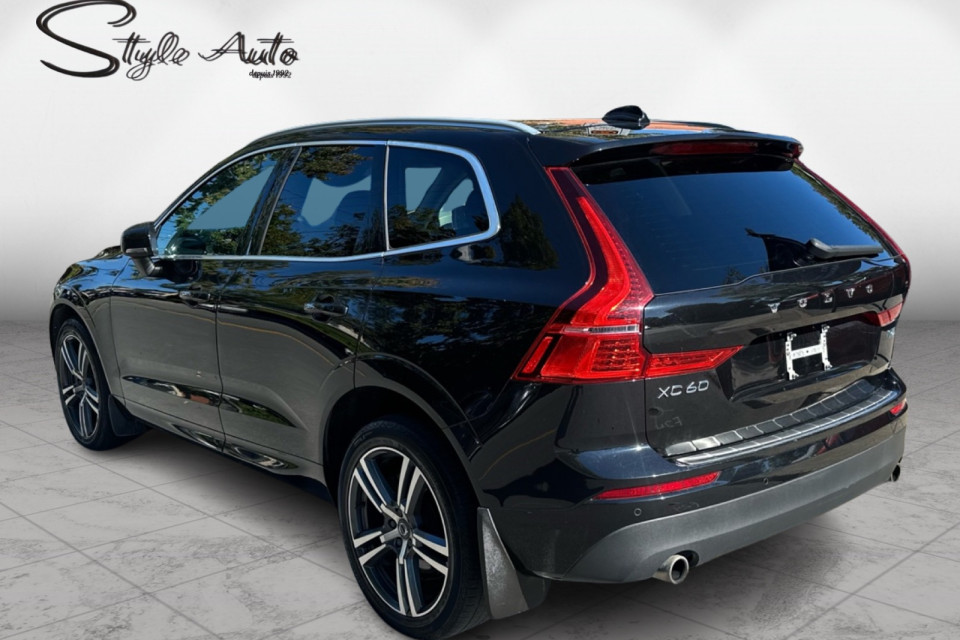 2021 Volvo XC60 - Image 4