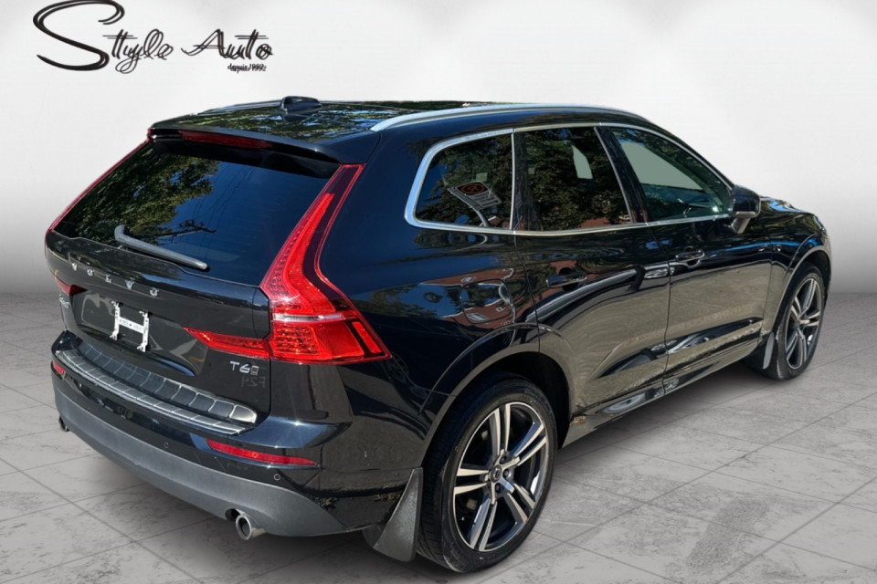 2021 Volvo XC60 - Image 6