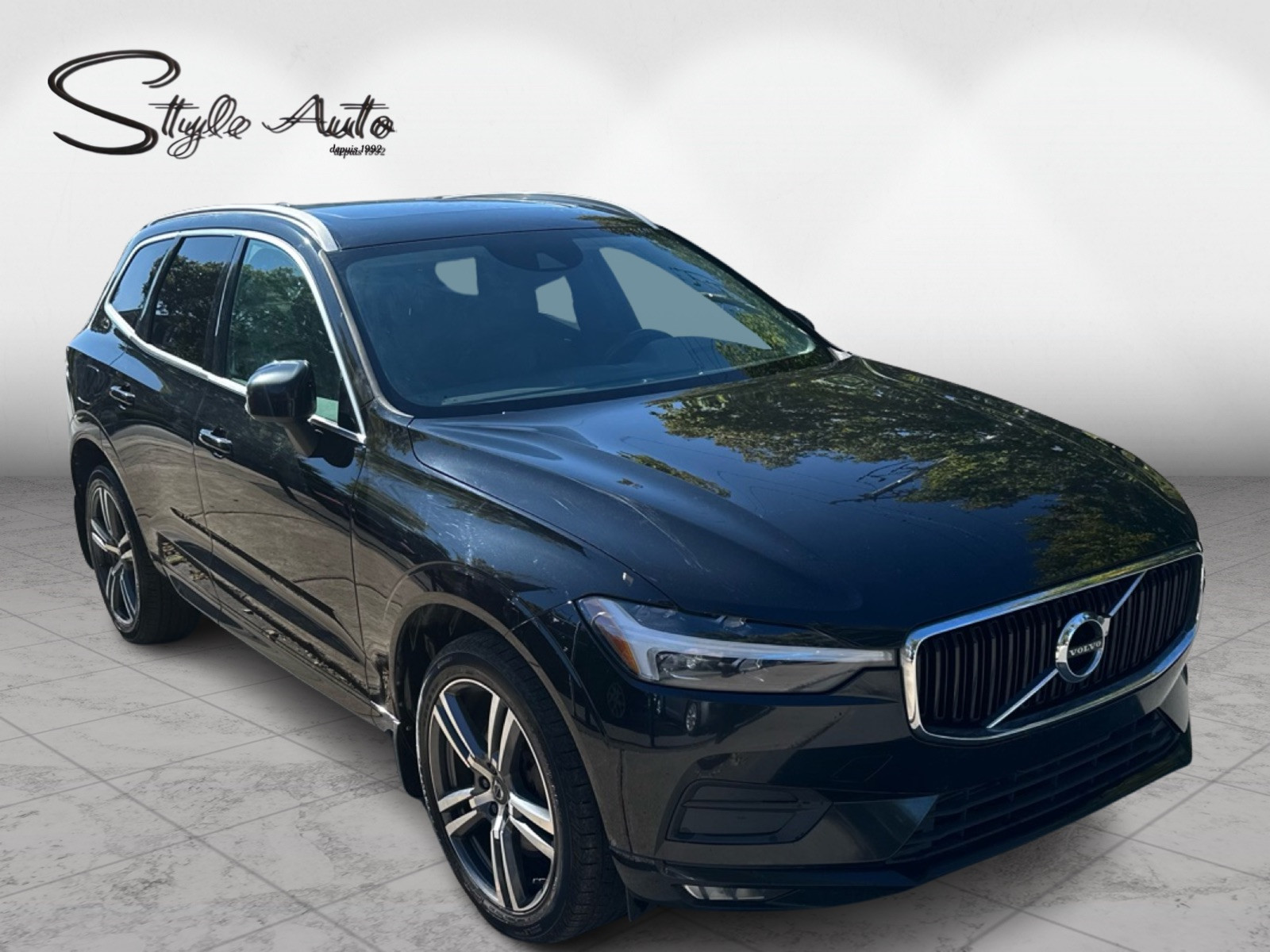 2021 Volvo XC60 - Image 8