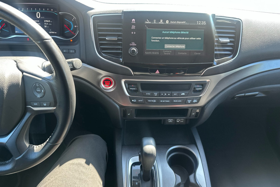 2020 Honda Pilot - Image 13