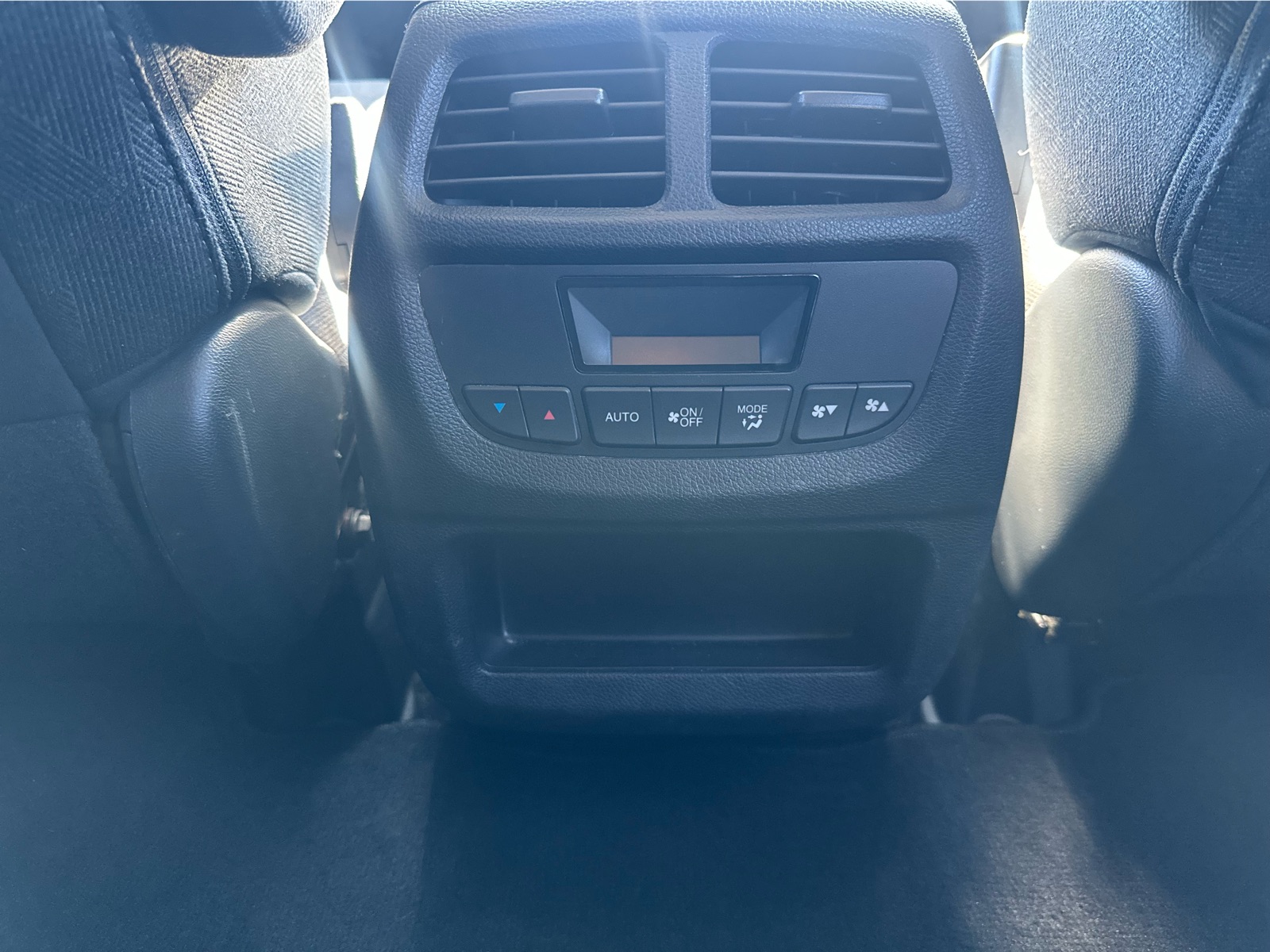 2020 Honda Pilot - Image 16