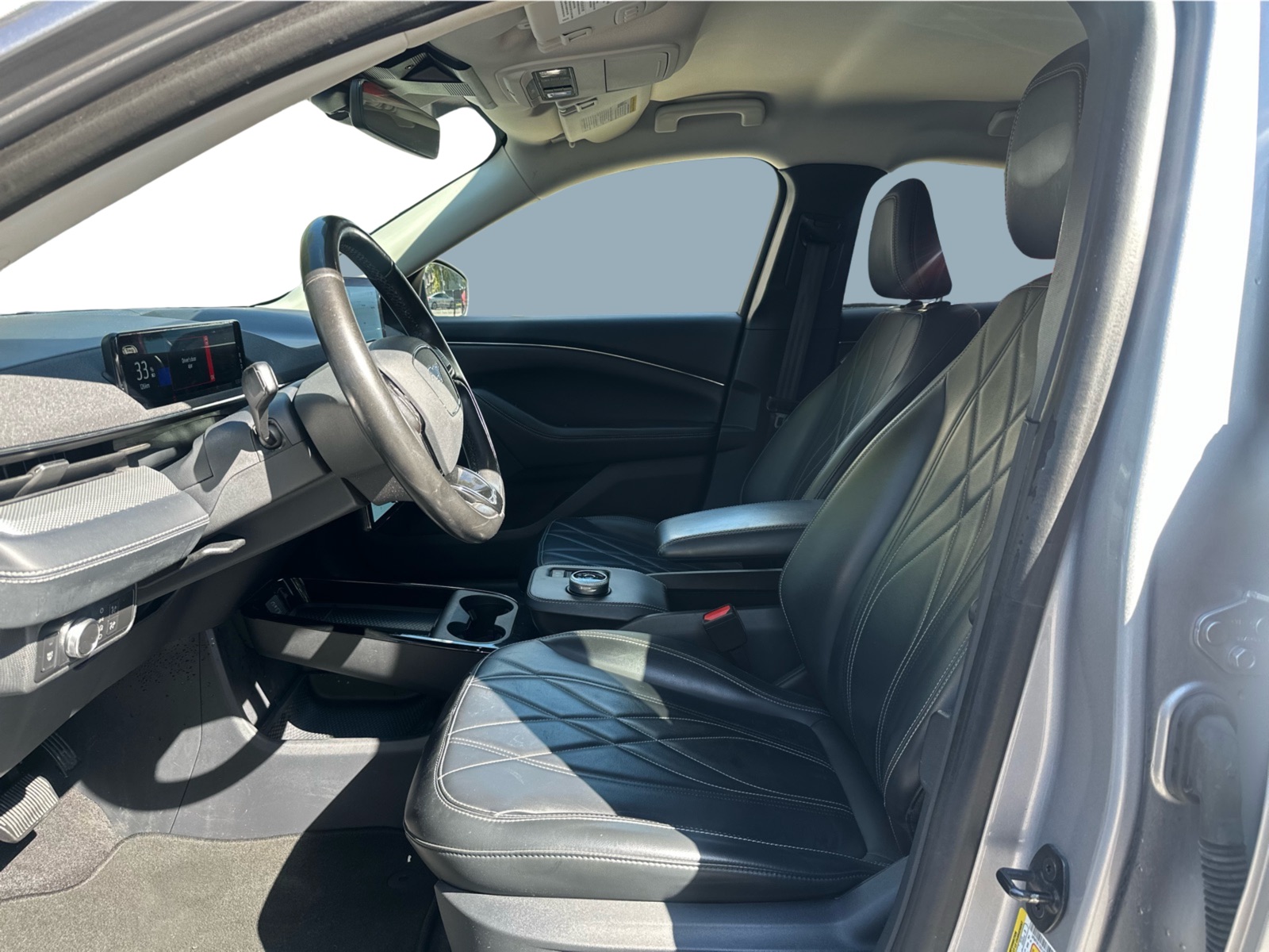 2021 Ford Mustang Mach-E - Image 11