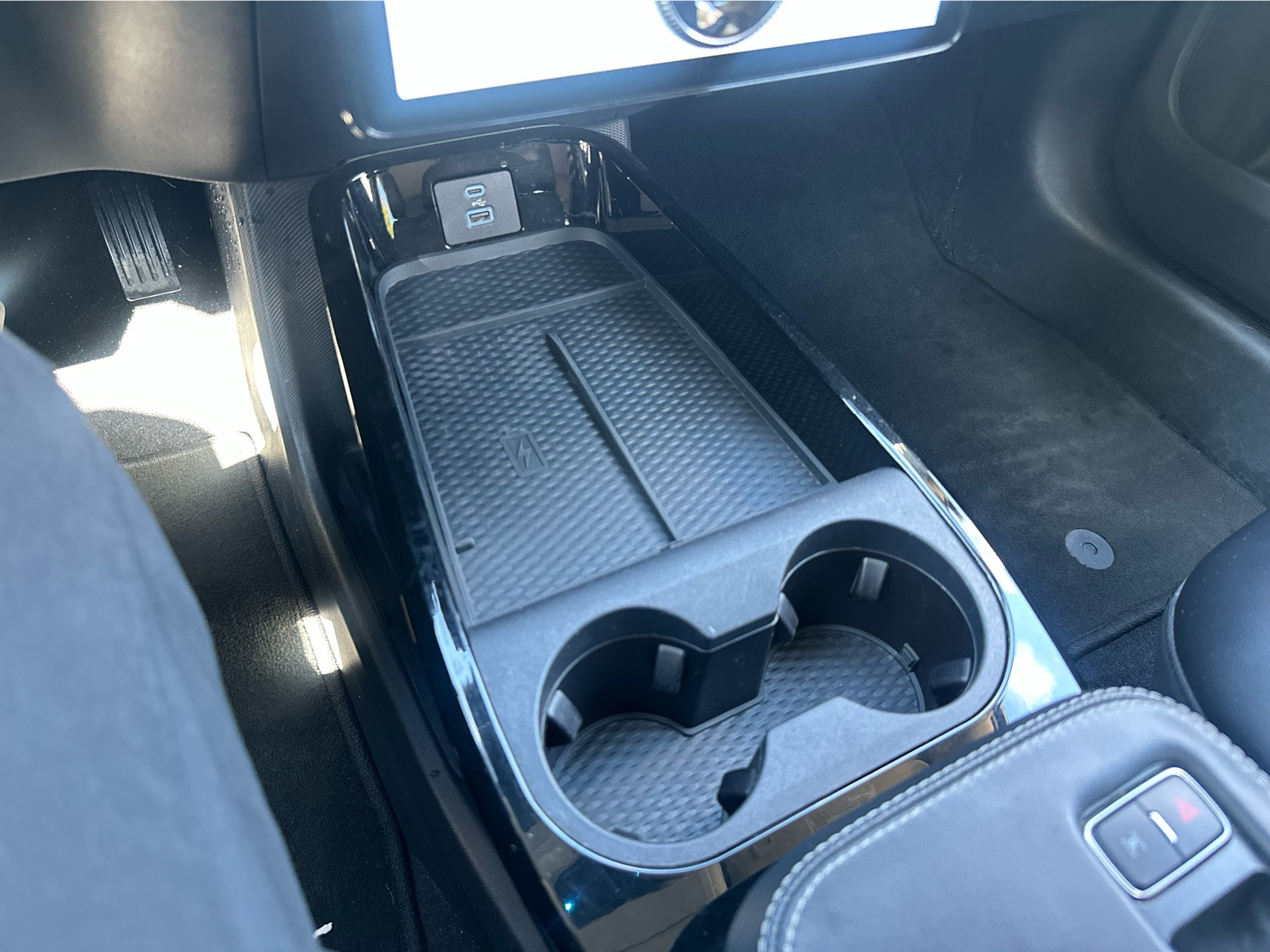 2021 Ford Mustang Mach-E - Image 16