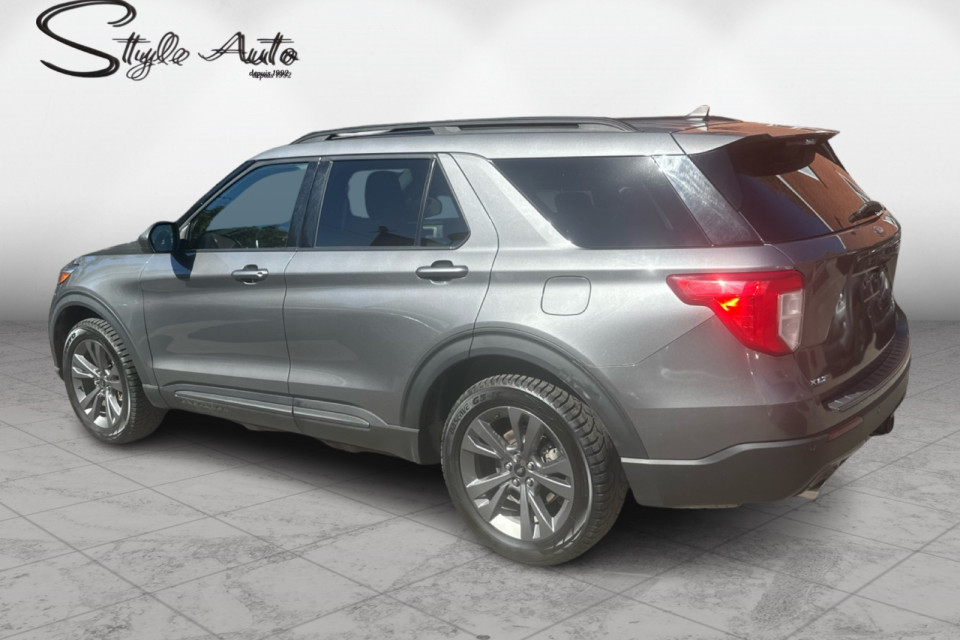2021 Ford Explorer - Image 4