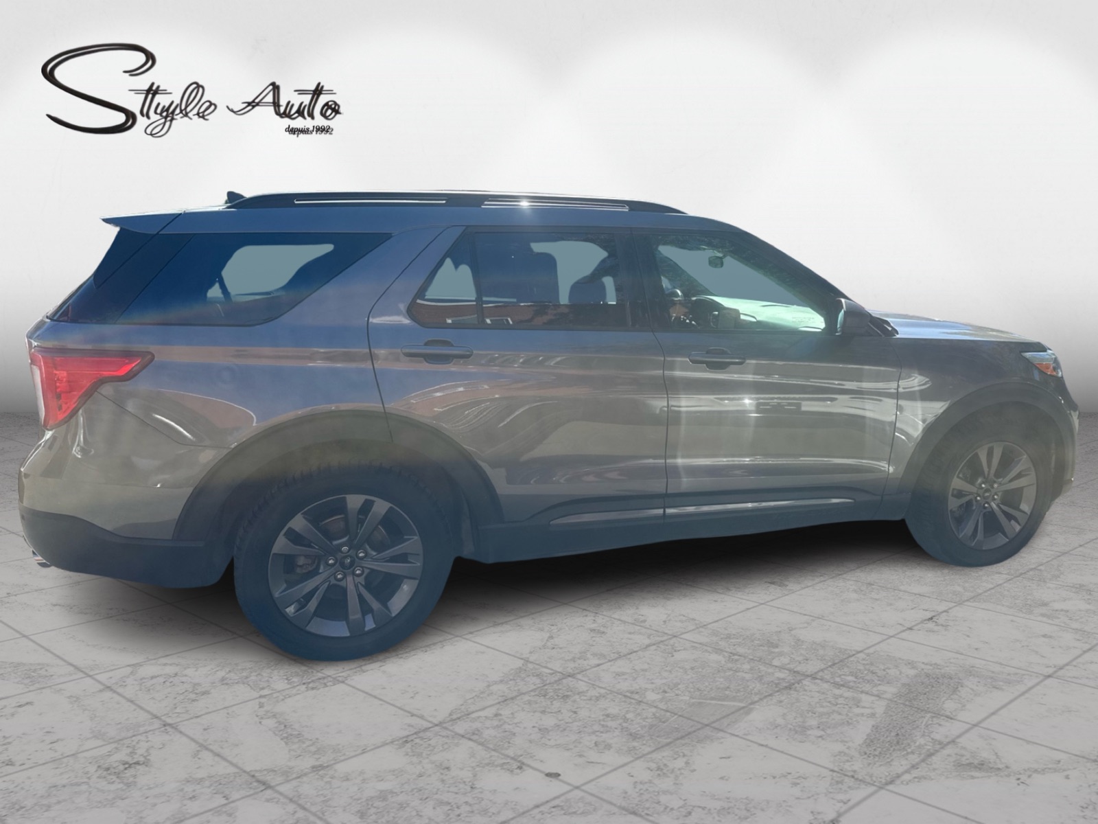 2021 Ford Explorer - Image 7