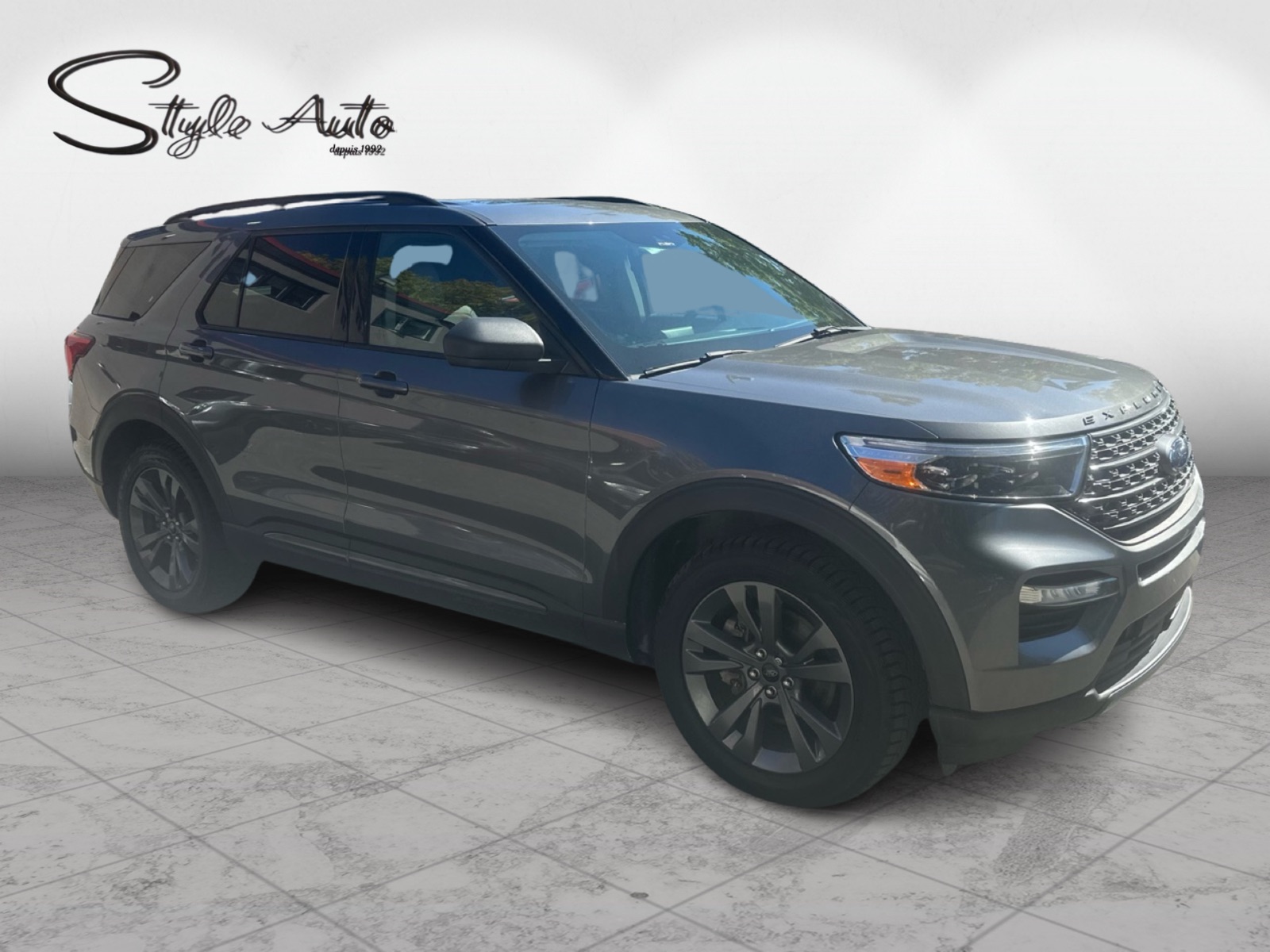 2021 Ford Explorer - Image 8