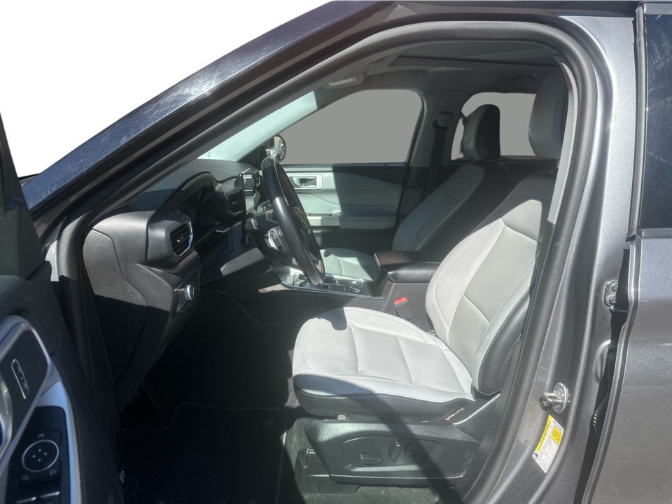 2021 Ford Explorer - Image 13