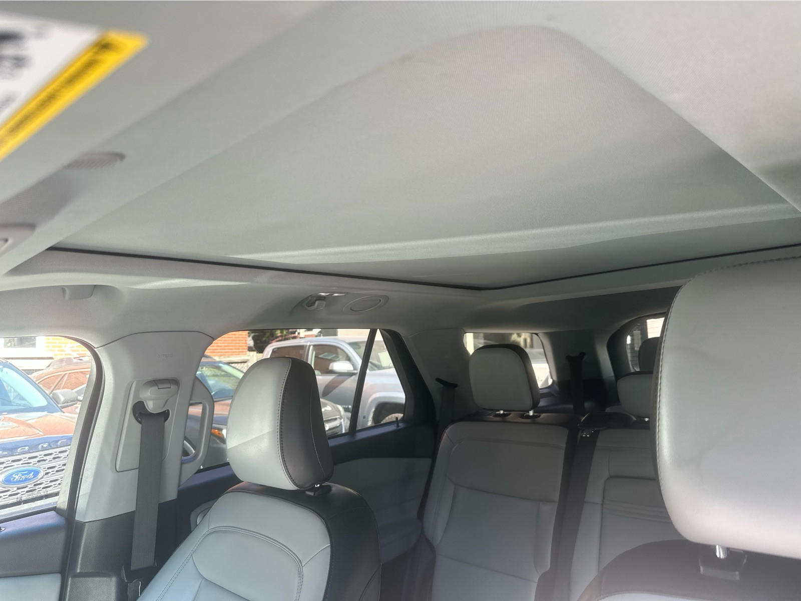 2021 Ford Explorer - Image 19