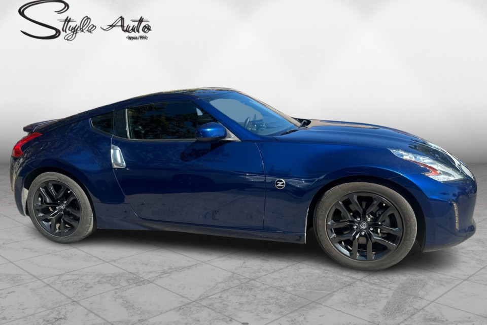 2017 Nissan 370Z - Image 7