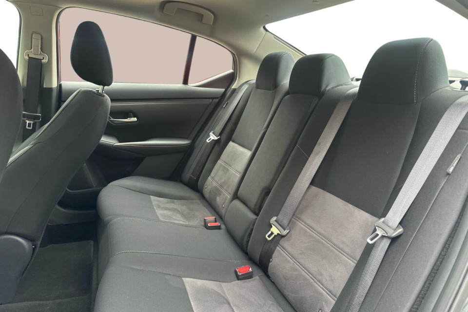 2024 Nissan Sentra - Image 13