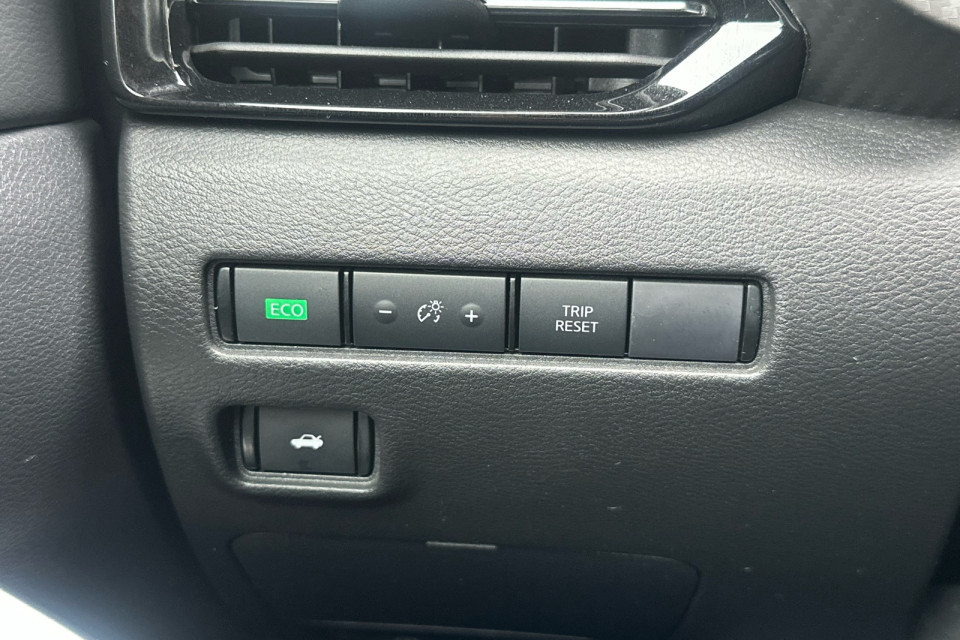 2024 Nissan Sentra - Image 18
