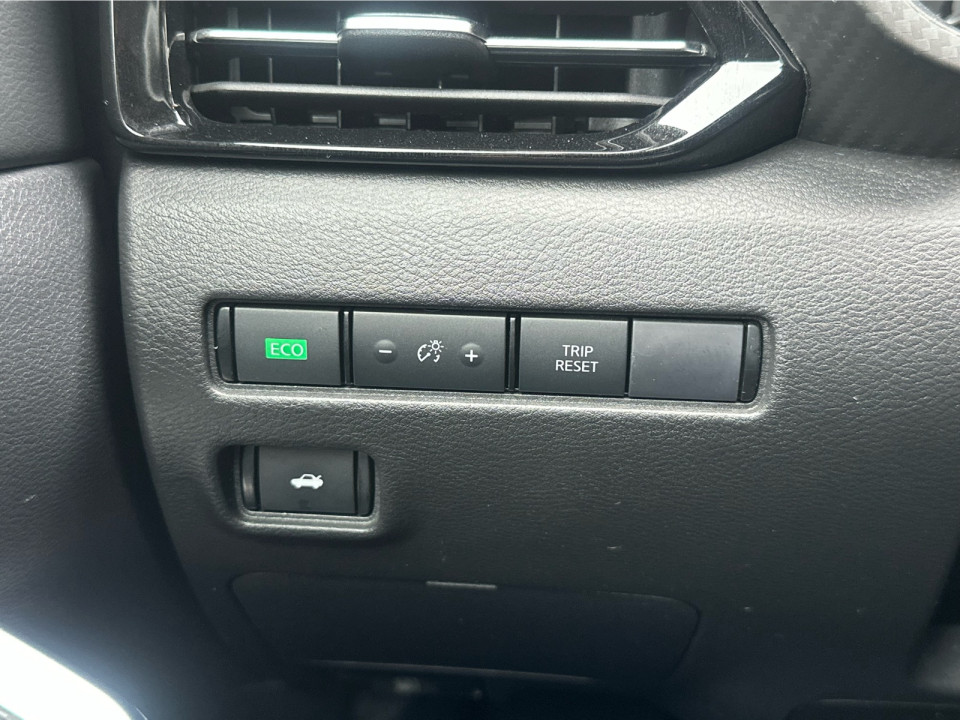 2024 Nissan Sentra - Image 18