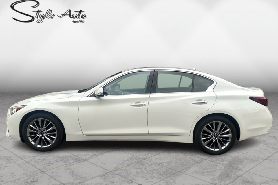 2022 INFINITI Q50 - Image 4