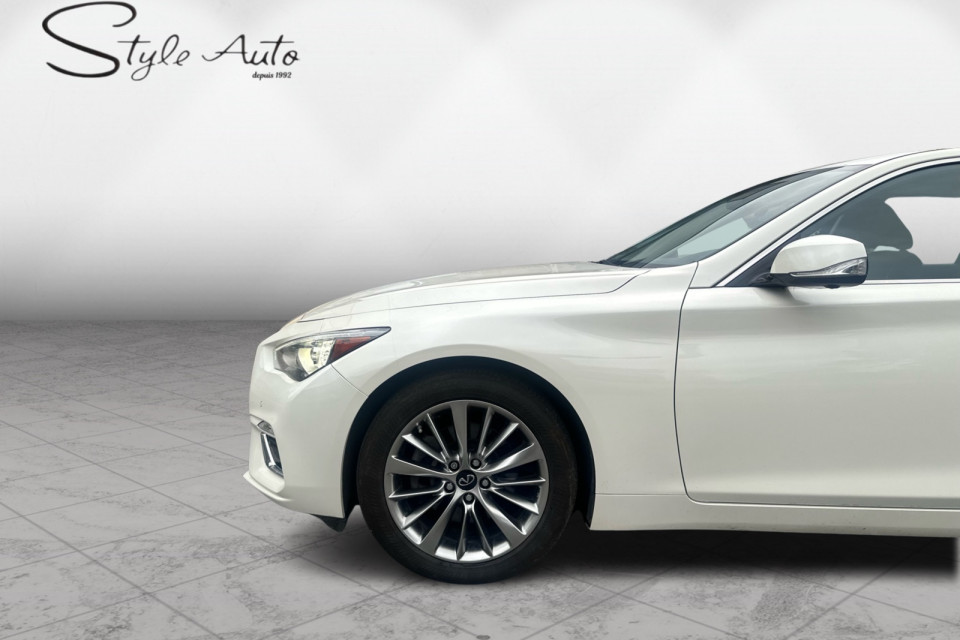 2022 INFINITI Q50 - Image 9